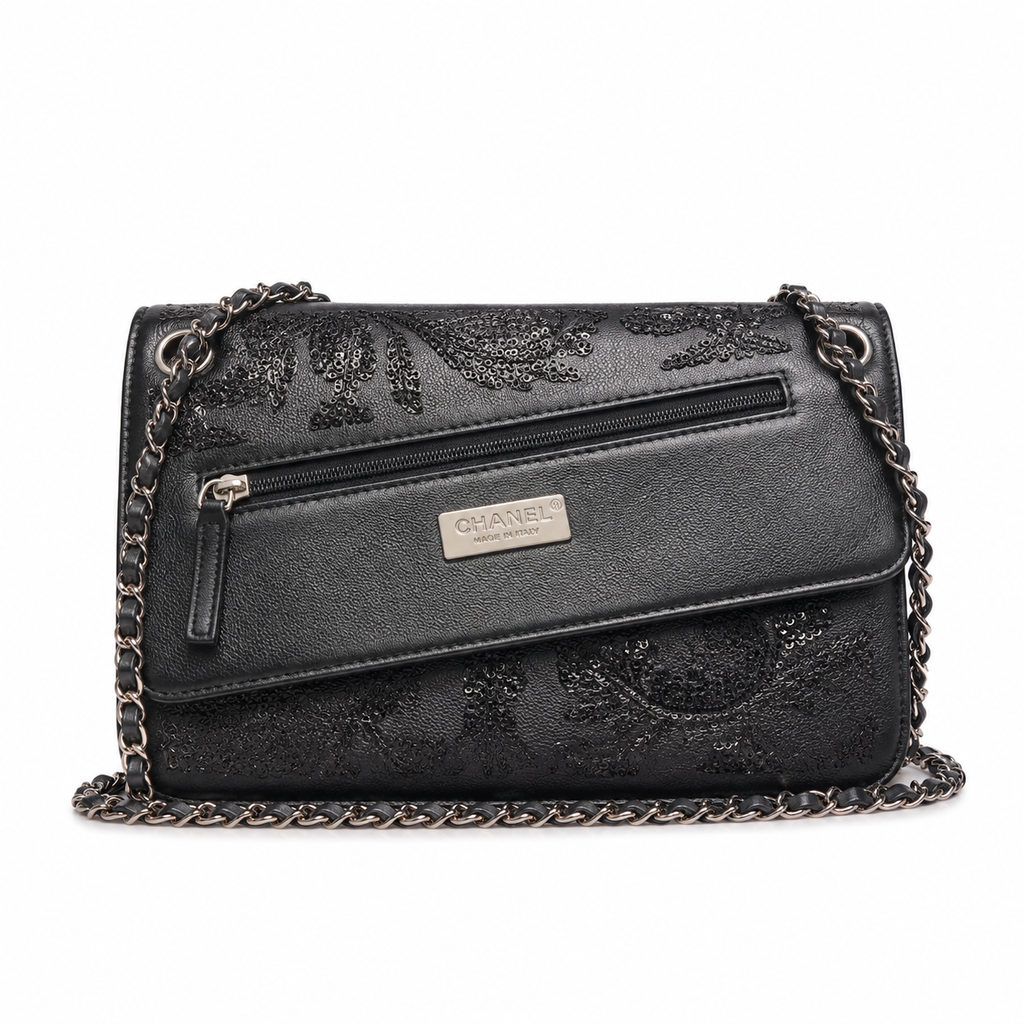 Chanel Sequin Graffiti Flap Bag | CC Logo Silver Chain Black — 14x21cm