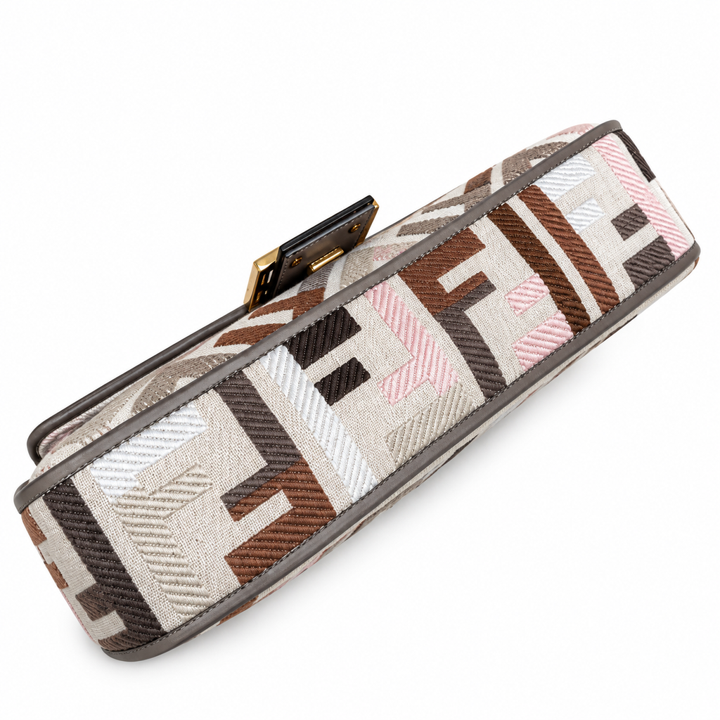 Fendi FF Shoulder Bag – Jacquard Canvas & Leather Trim, Flap Closure, 26cm